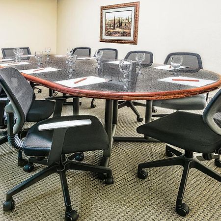 Crowne Plaza Suites Houston - Near Sugar Land Extérieur photo
