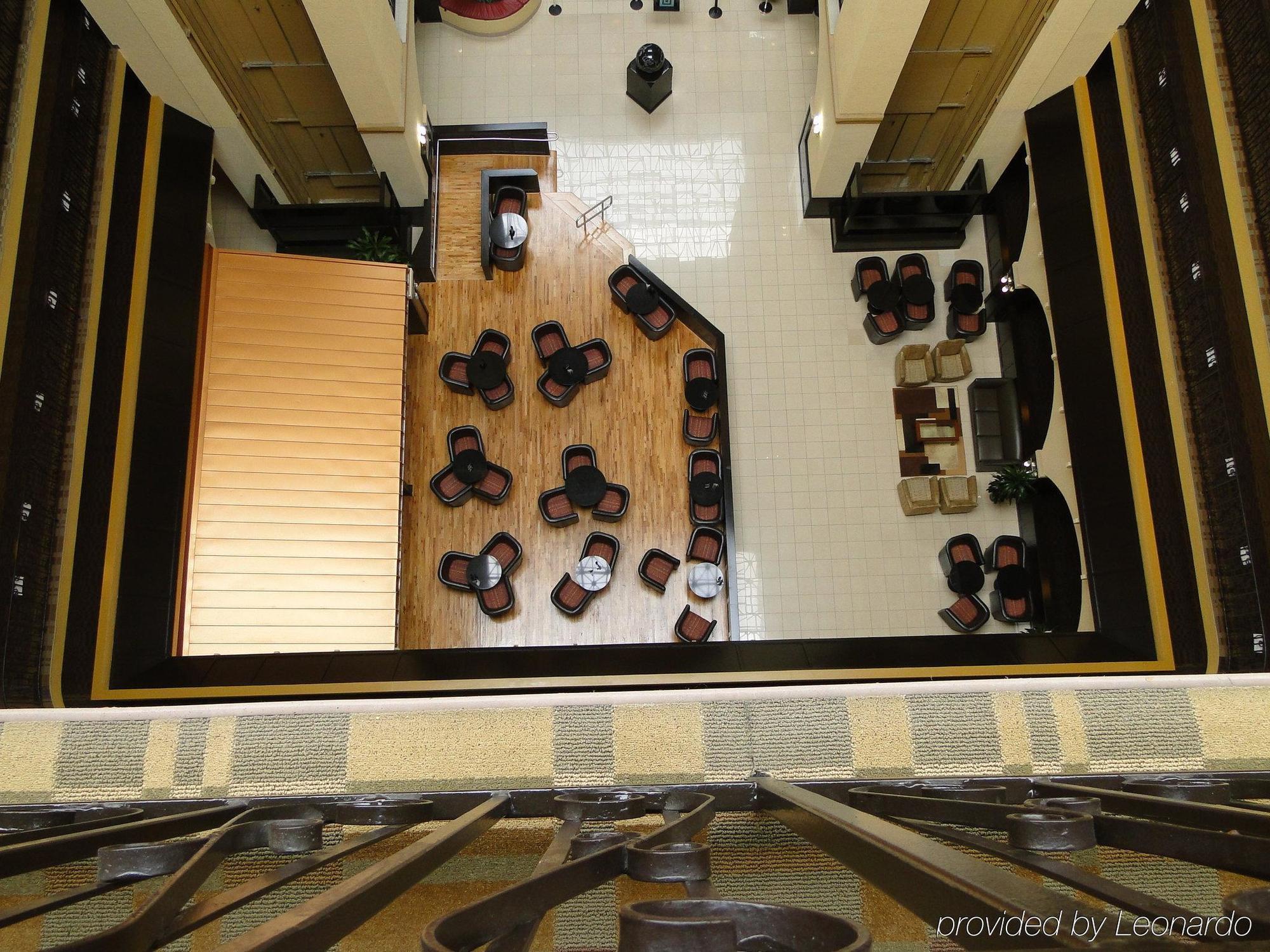 Crowne Plaza Suites Houston - Near Sugar Land Intérieur photo
