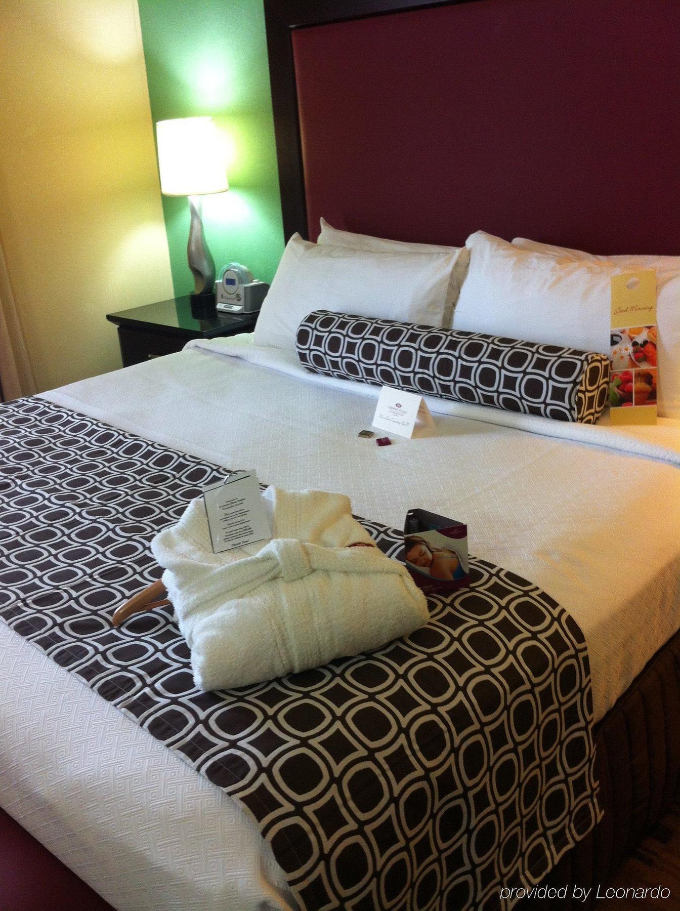 Crowne Plaza Suites Houston - Near Sugar Land Extérieur photo