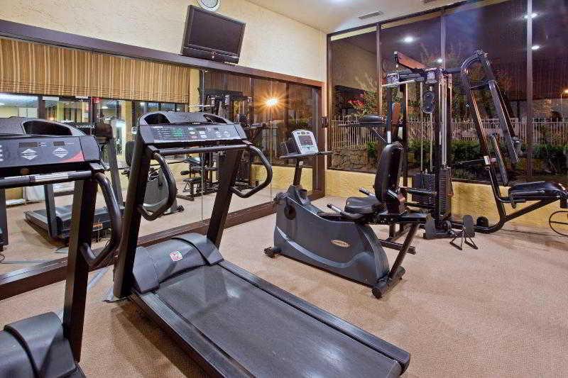 Crowne Plaza Suites Houston - Near Sugar Land Extérieur photo