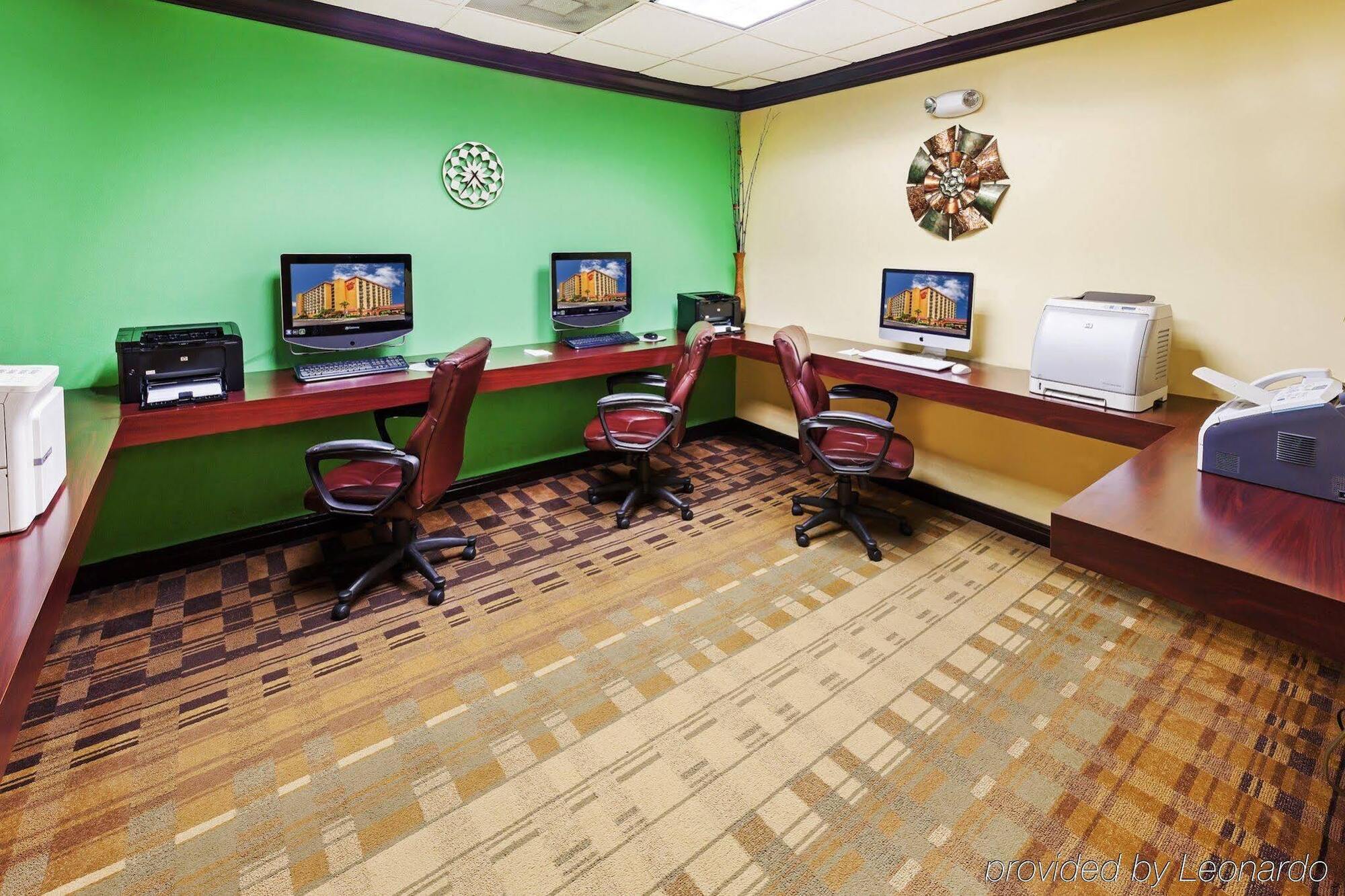 Crowne Plaza Suites Houston - Near Sugar Land Extérieur photo