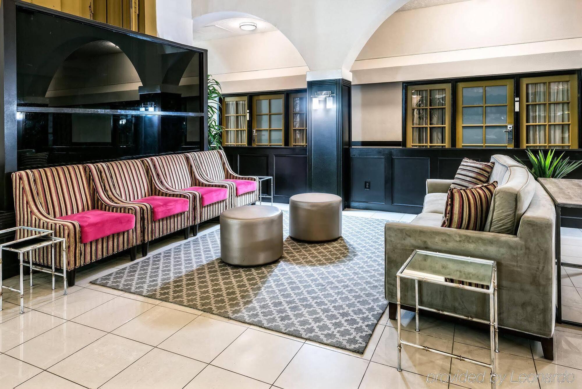 Crowne Plaza Suites Houston - Near Sugar Land Extérieur photo