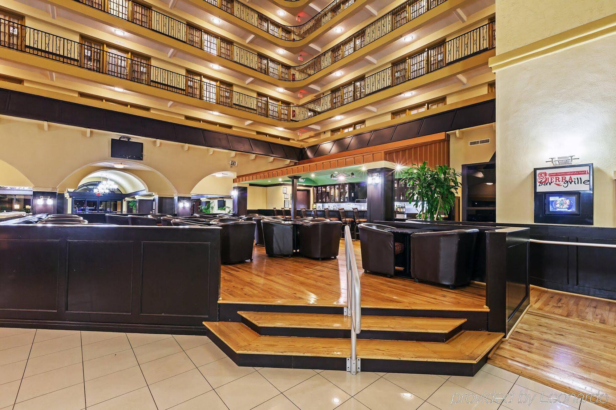 Crowne Plaza Suites Houston - Near Sugar Land Extérieur photo