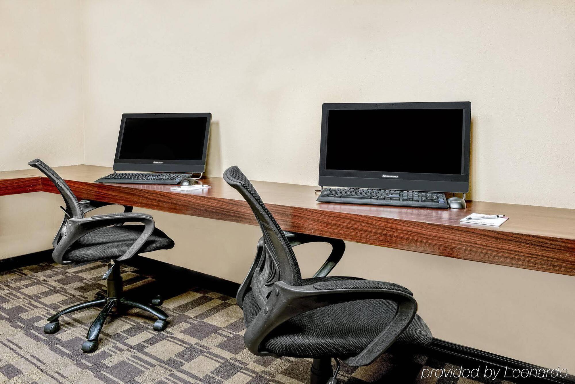 Crowne Plaza Suites Houston - Near Sugar Land Extérieur photo