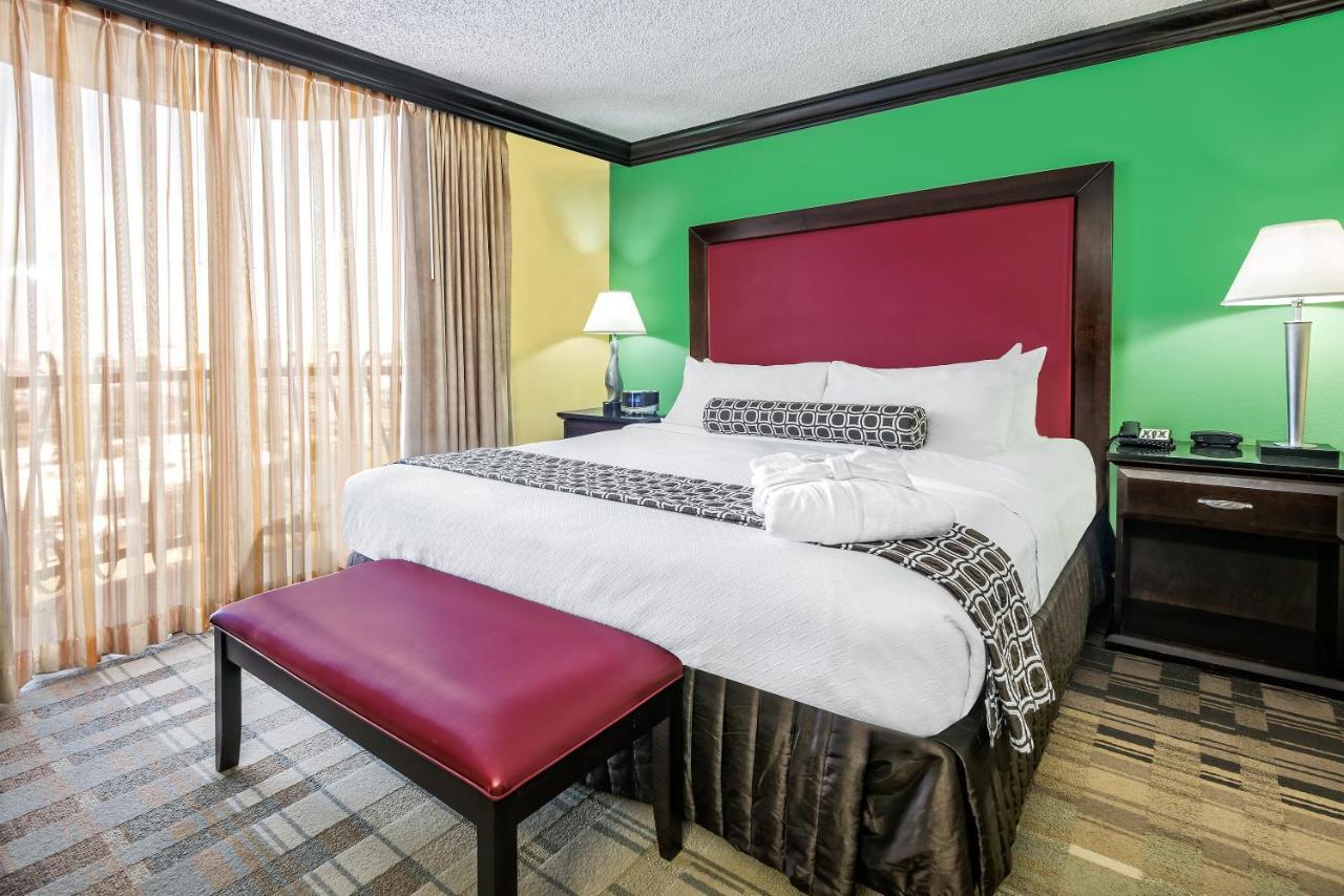 Crowne Plaza Suites Houston - Near Sugar Land Extérieur photo