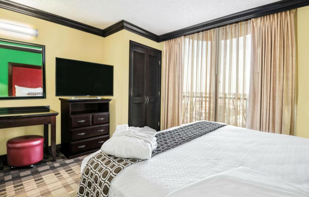 Crowne Plaza Suites Houston - Near Sugar Land Extérieur photo